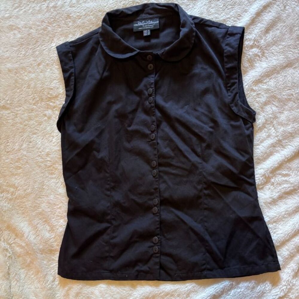Black Sleeveless Button Blouse Peter Pan Collar Retrospec'd Clothing